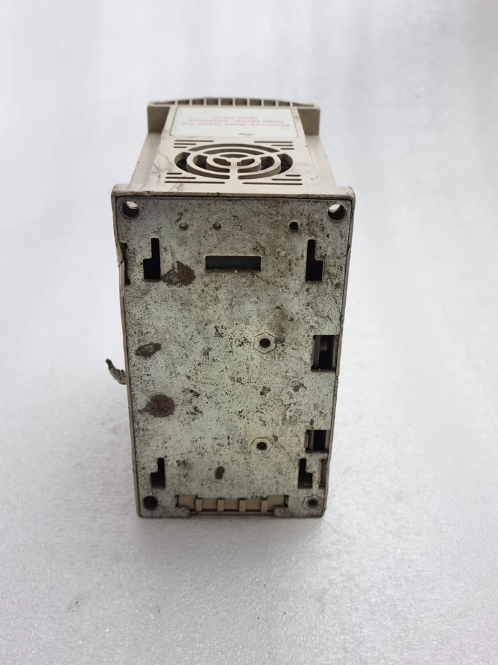 BONFIGLIOLI VECTRON SYN10 S 220 05 AF FREQUENCY CONVERTER SYNTHESIS SYN10